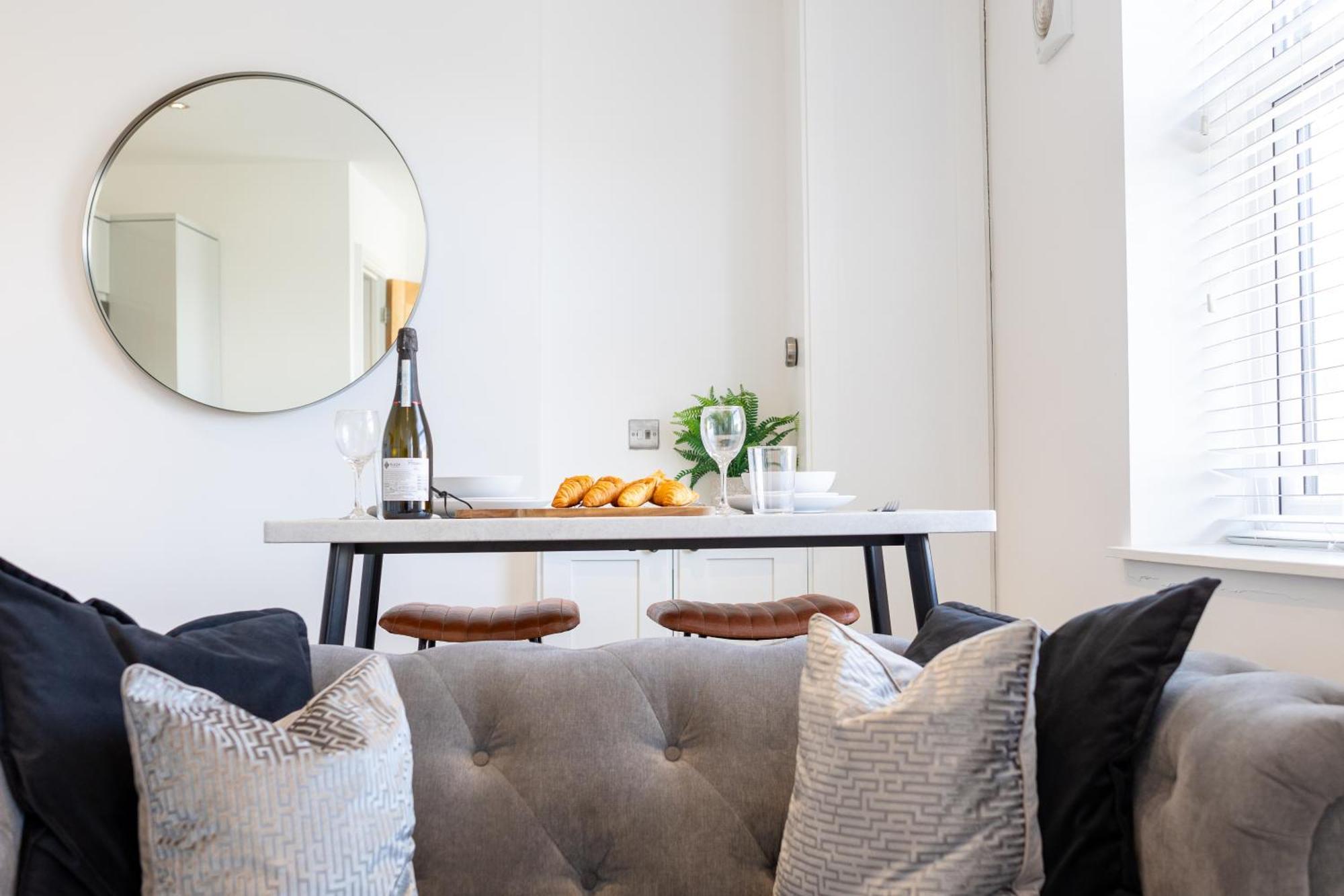 Boutique City Centre Apartments Cardiff Exterior foto